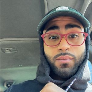 Meet your Posher, Juan